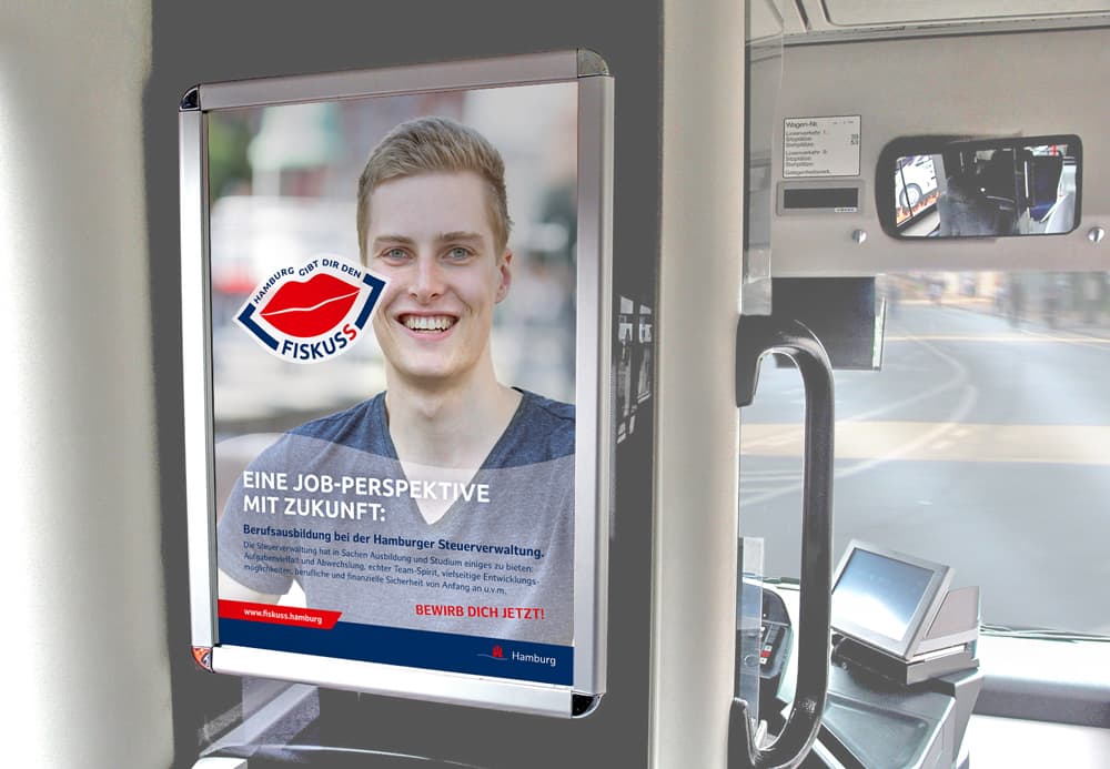 Rückemänner Werbeagentur Hamburg Employer Branding Personalmarketing Fiskuss Bus-Plakat